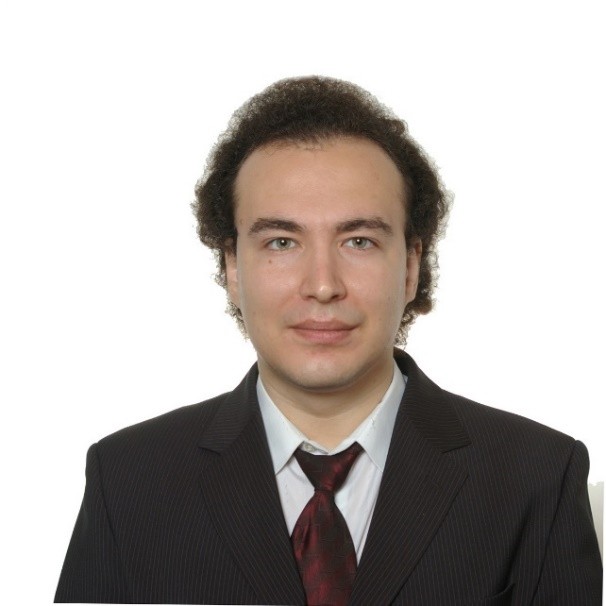 Артем Семакин